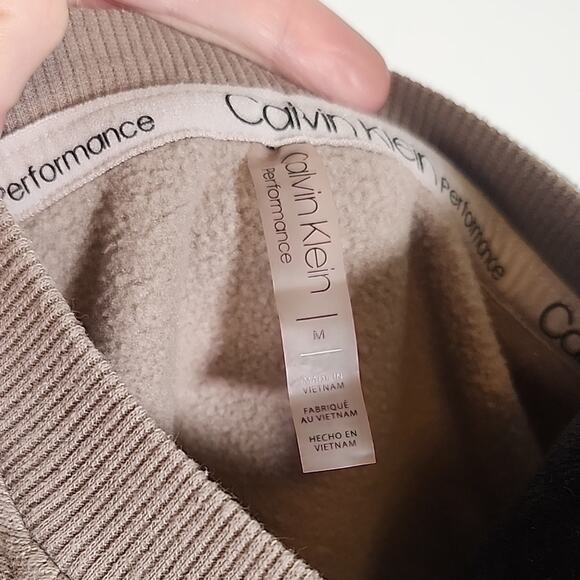 CALVIN KLEIN Logo Tan Crewneck Sweater, Size Medium - Picture 2 of 10